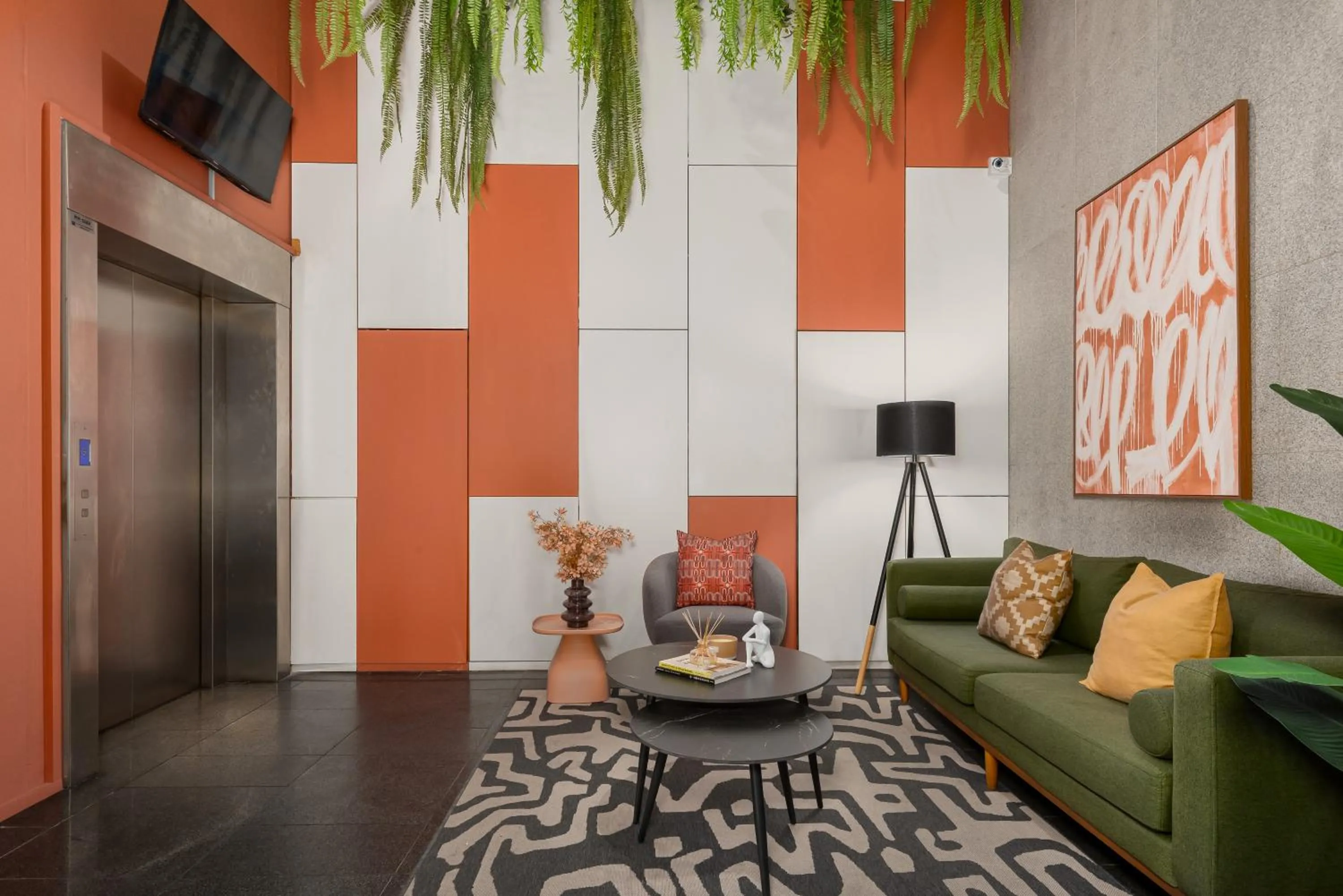 Lobby or reception in Neighbourgood Loop Street