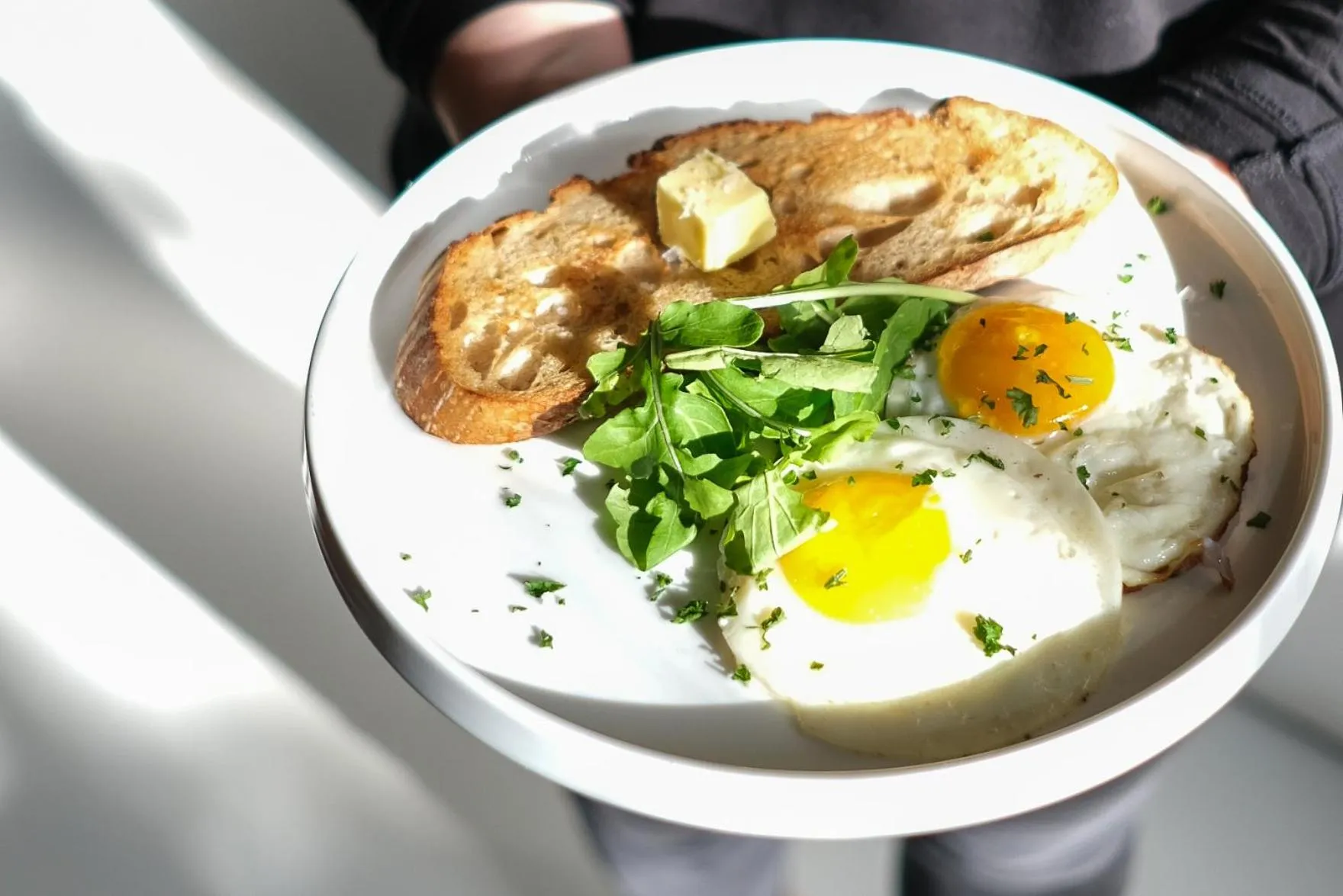 Restaurant/places to eat in Neighbourgood Loop Street