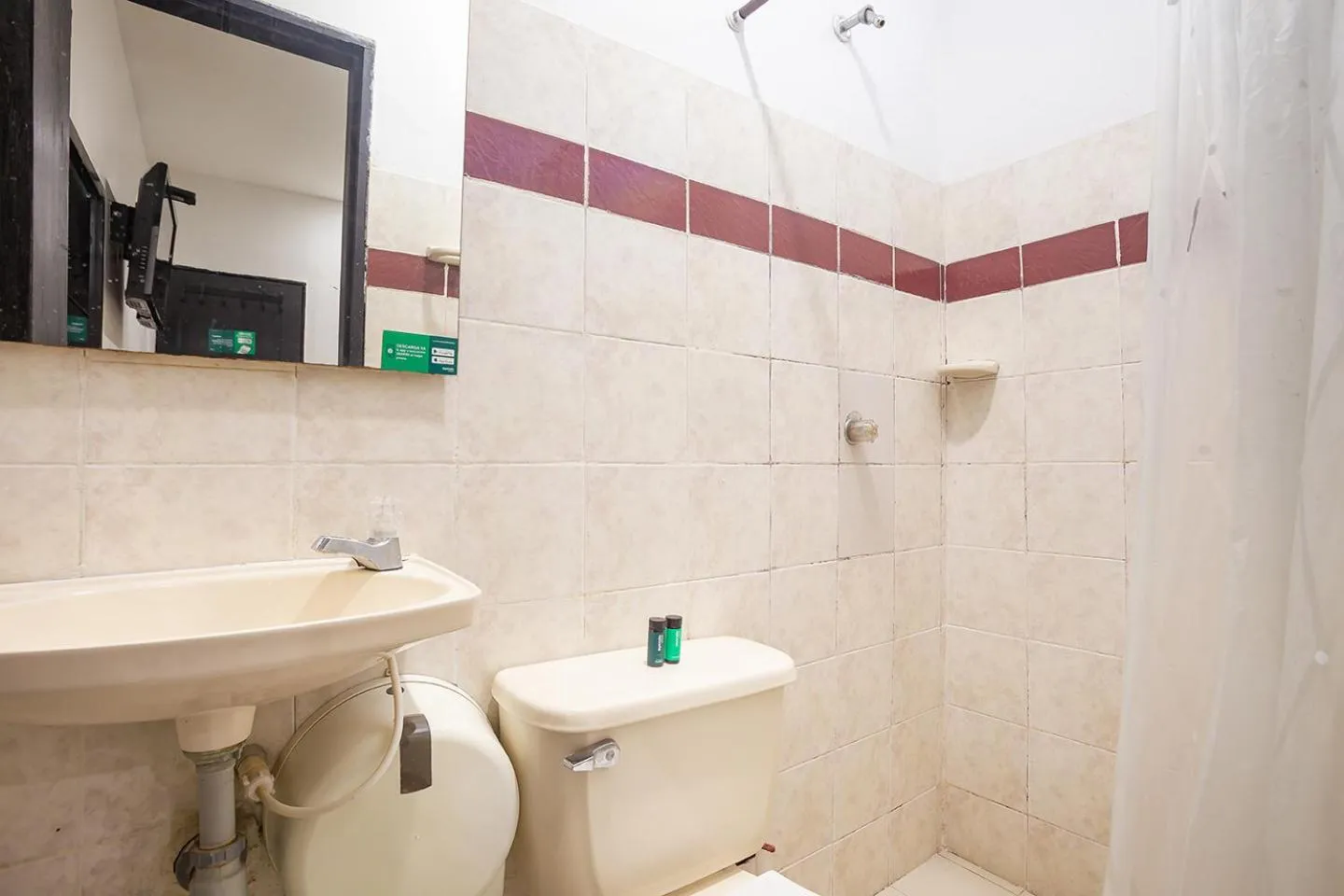 Bathroom in Ayenda Hotel Alejandría