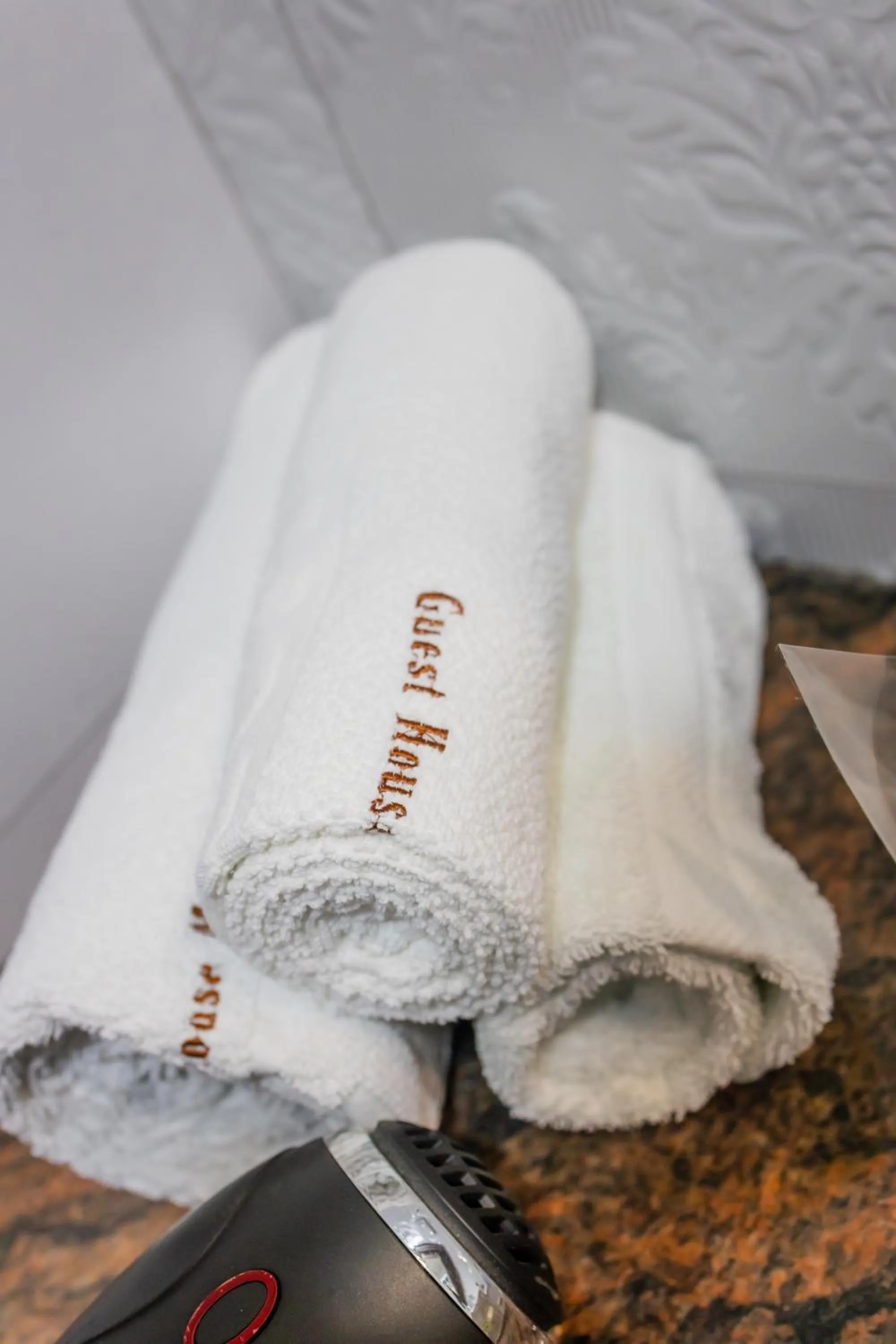towels in Guest House Medin