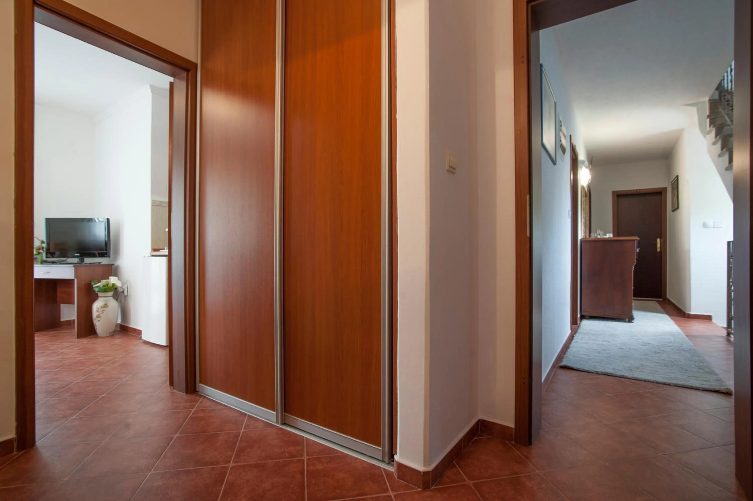 TV and multimedia in Guest House Medin