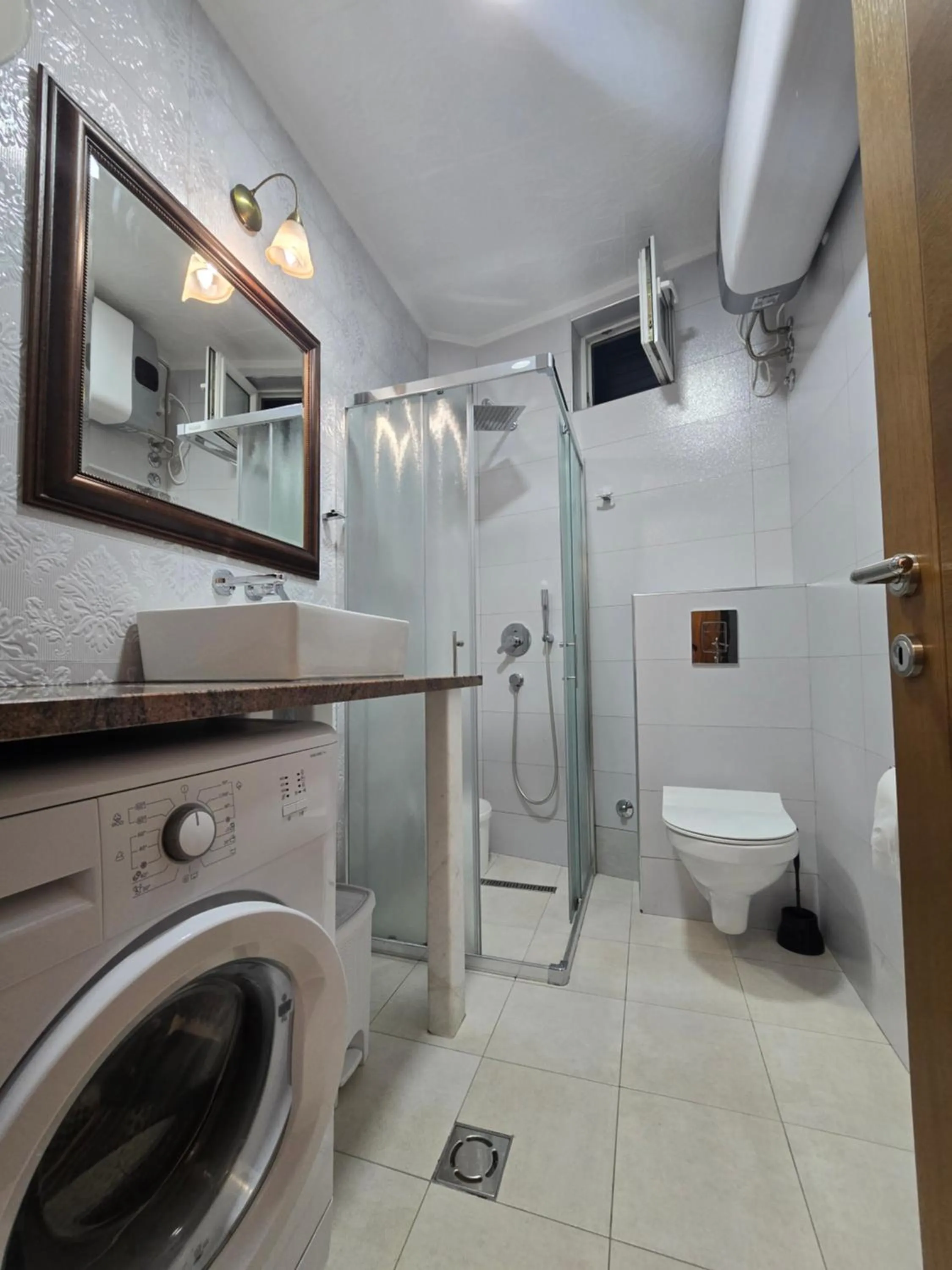 Bathroom in Guest House Medin