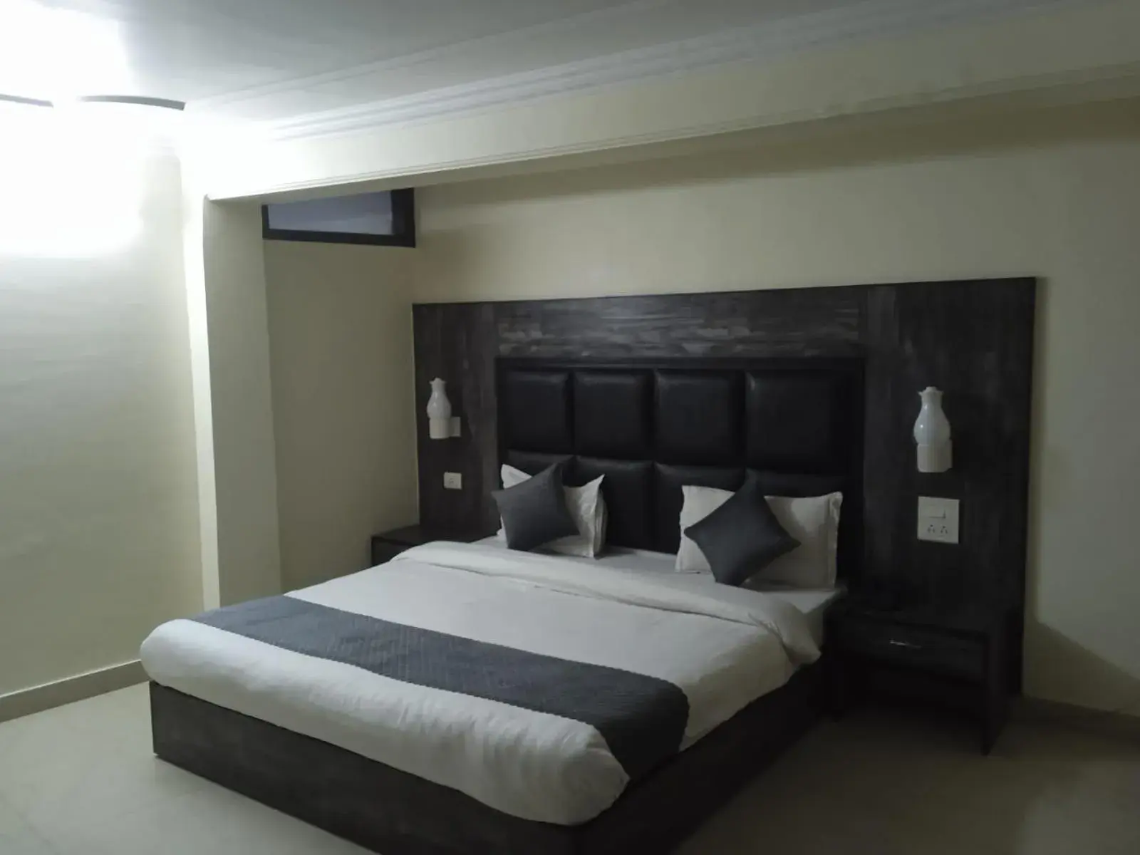 Bed in Laxmi Palace Bed in Laxmi Palace