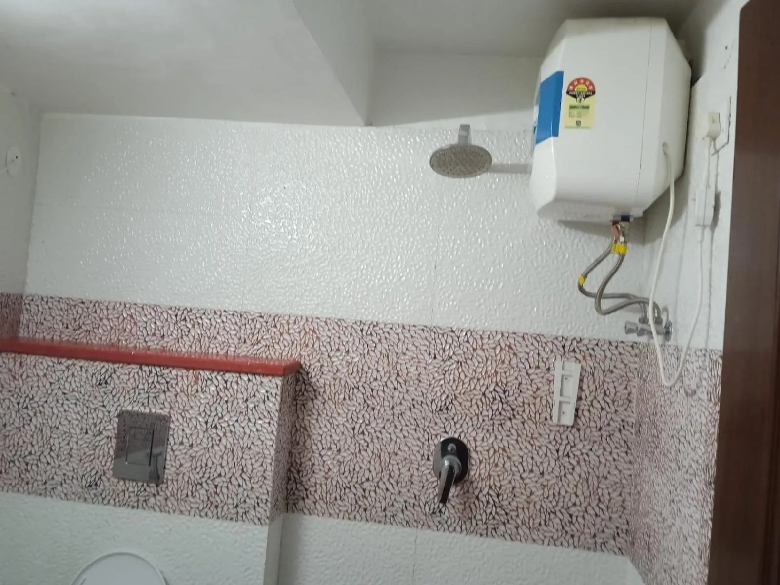 Shower in Laxmi Palace