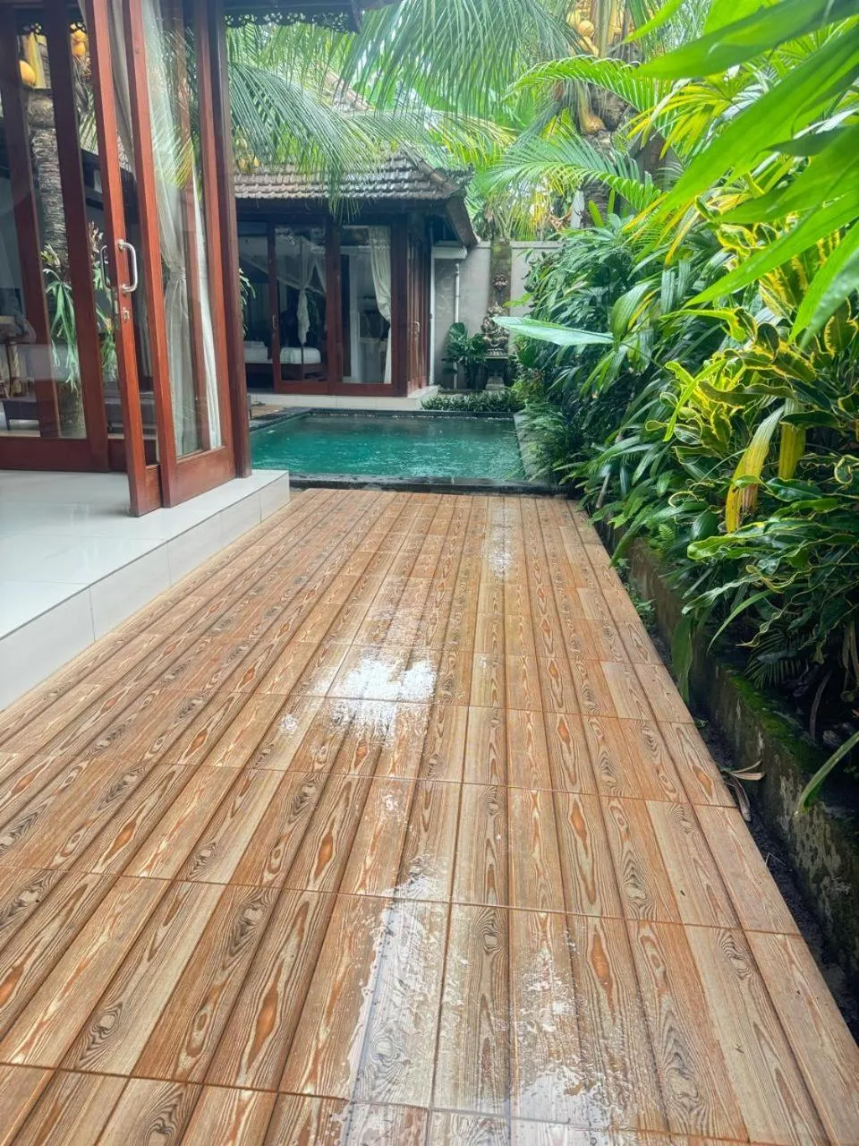 Day in THE JEMA PRIVATE Villa