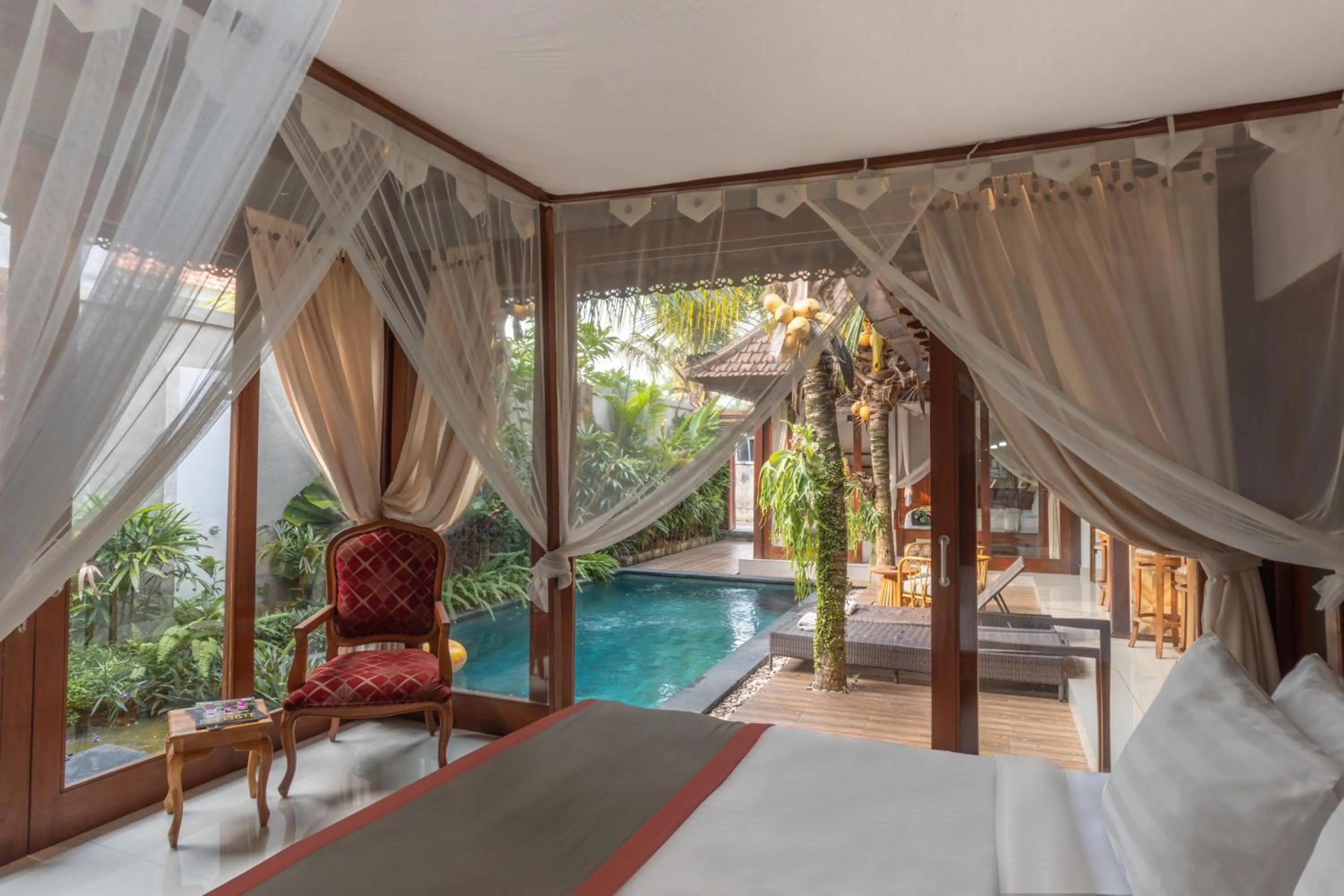 Bed in THE JEMA PRIVATE Villa