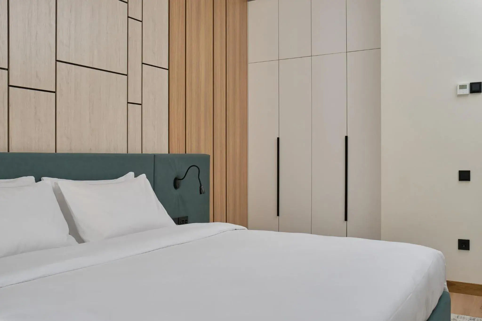 Suite with City View - single occupancy in STYLO Residences & Suites Suite with City View - single occupancy in STYLO Residences & Suites