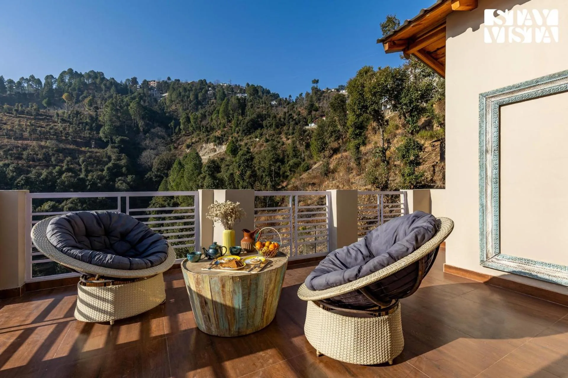 Balcony/Terrace in StayVista at Bird's Crest Valley Villa