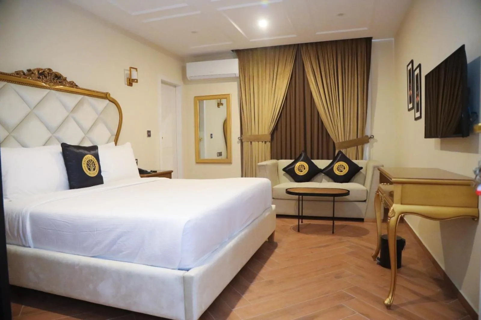 Three Trees Hotel