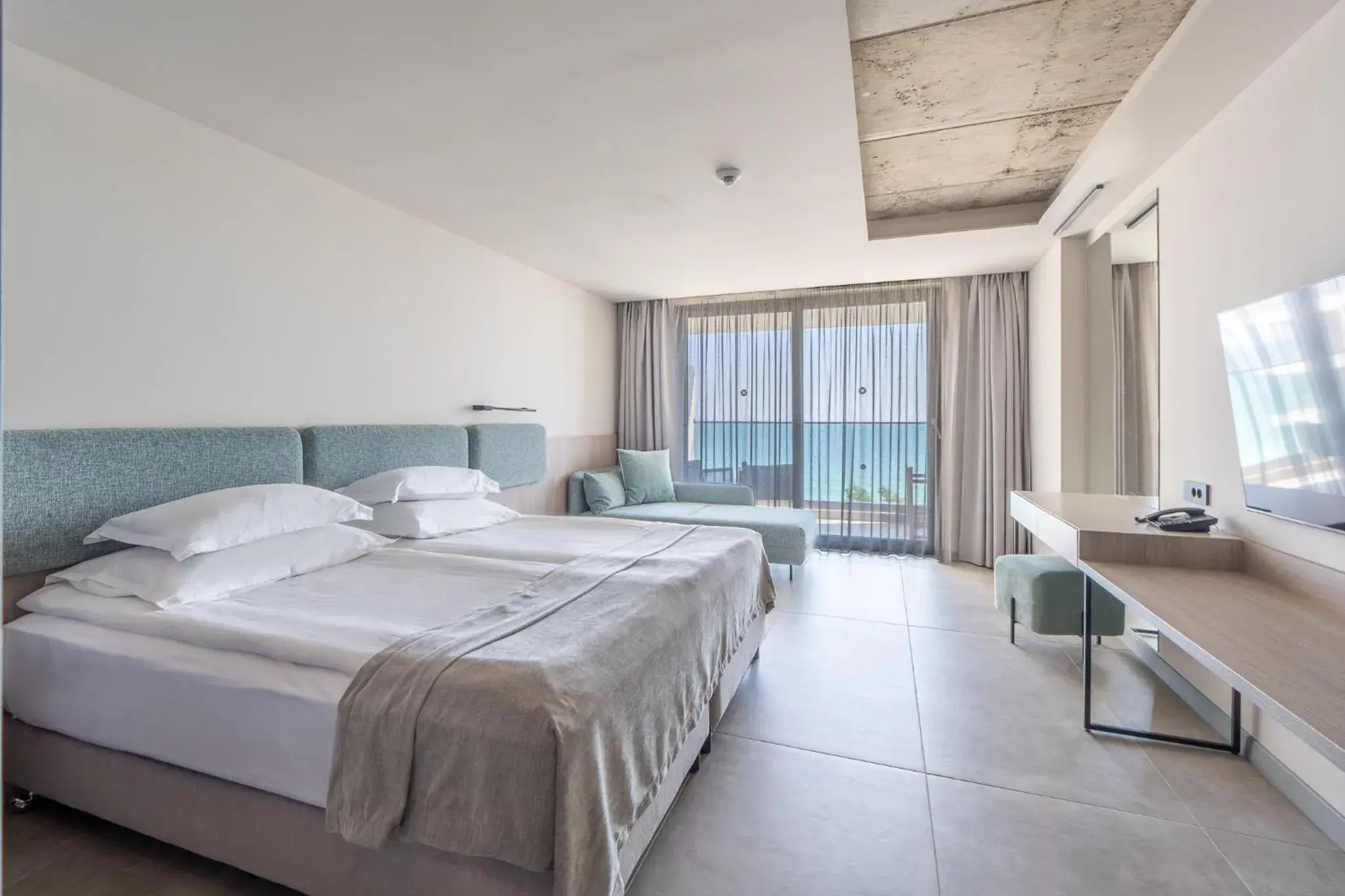 Deluxe Double Room with Sea View in GRIFID Noa Deluxe Double Room with Sea View in GRIFID Noa