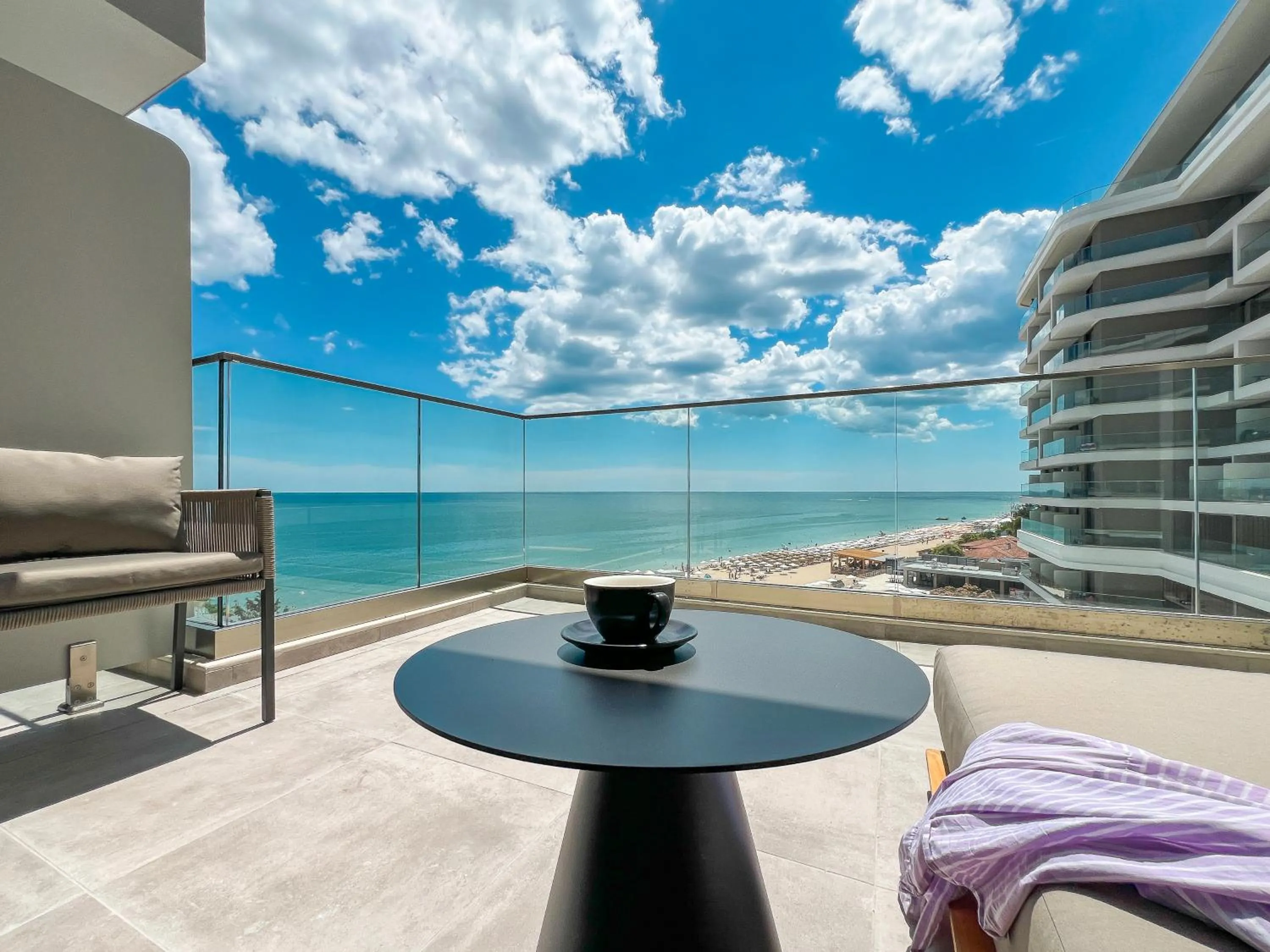 Balcony/Terrace in GRIFID Noa