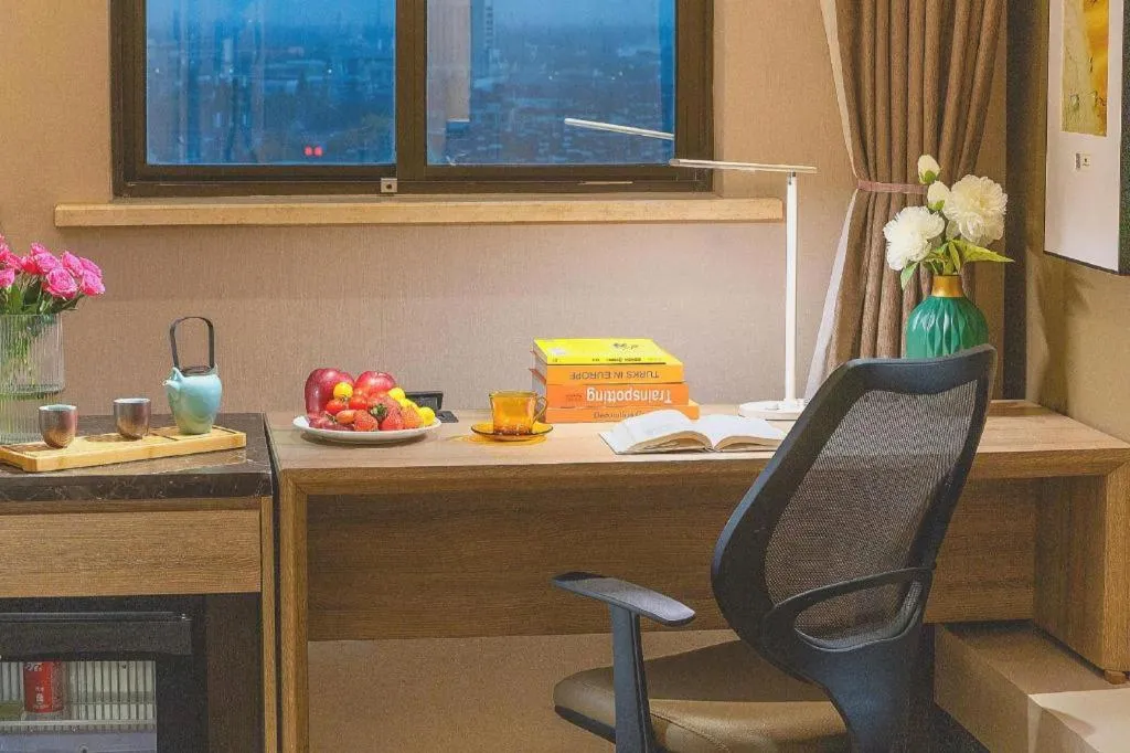 Atour Hotel Huzhou Changxing Changhai Road