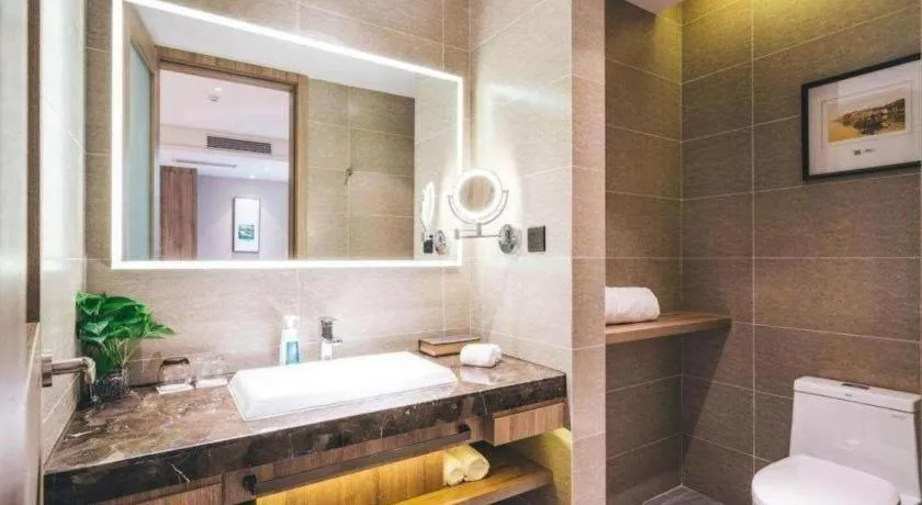 Atour Hotel Huzhou Changxing Changhai Road