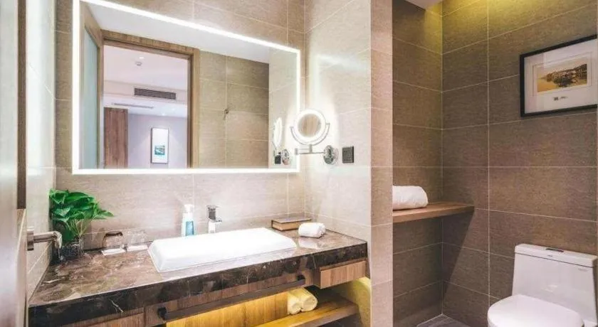 Atour Hotel Huzhou Changxing Changhai Road