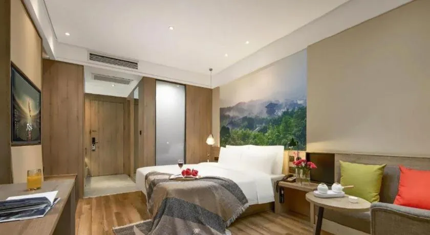 Bed in Atour Hotel Huzhou Changxing Changhai Road