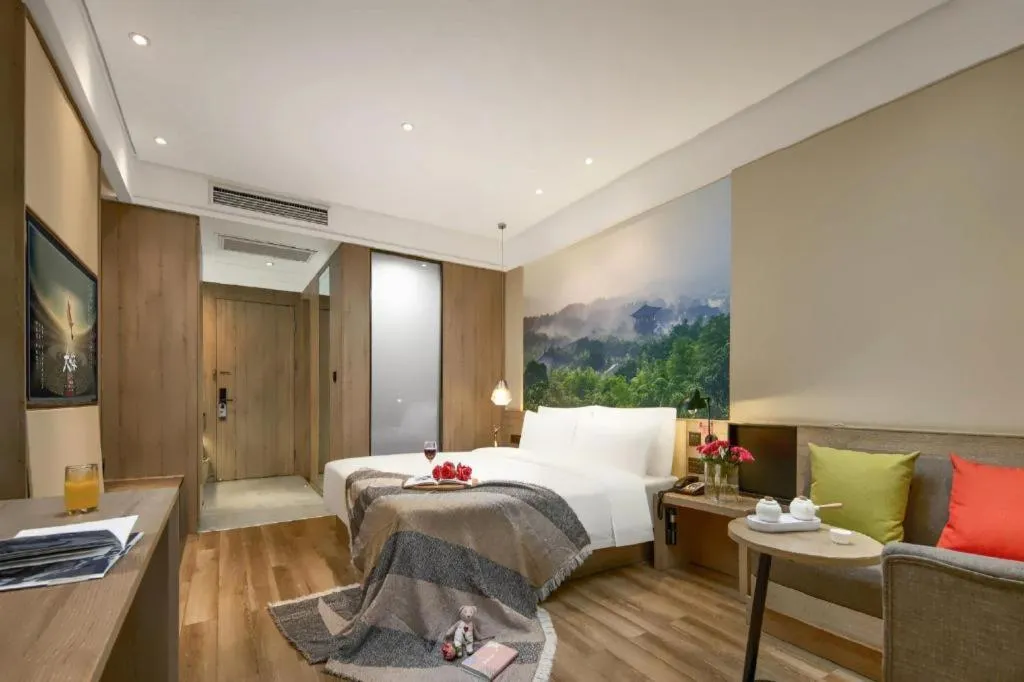 Bed in Atour Hotel Huzhou Changxing Changhai Road