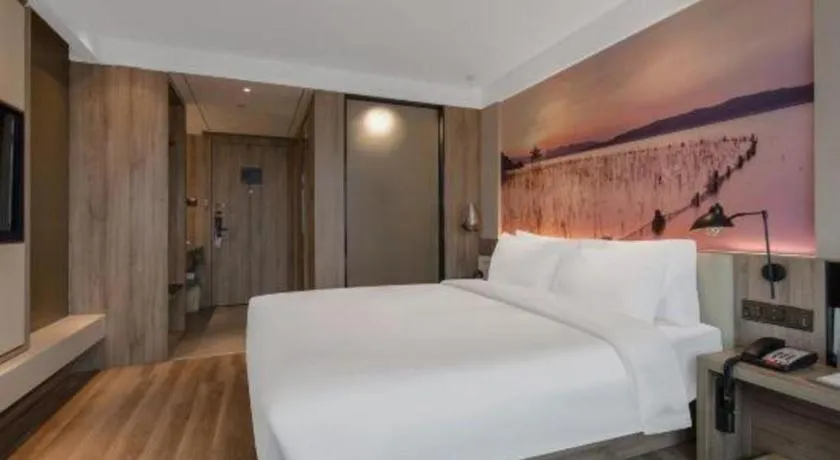 Bed in Atour Hotel Huzhou Changxing Changhai Road