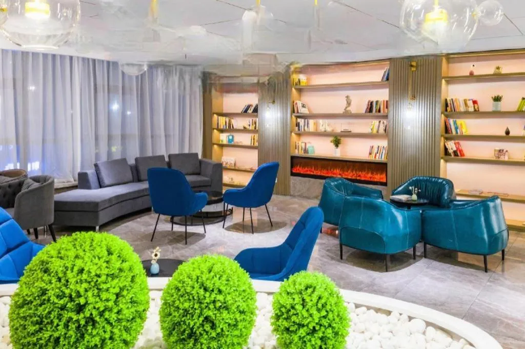 Atour Hotel Huzhou Changxing Changhai Road