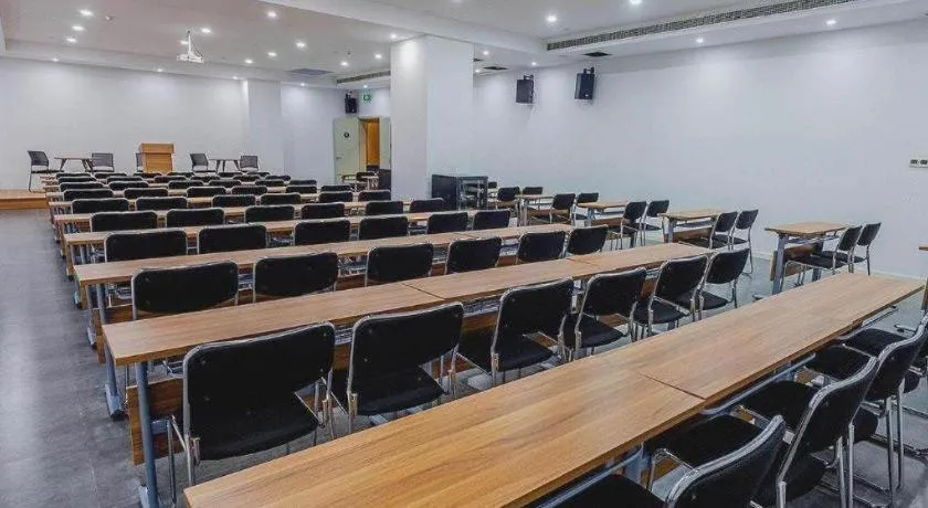 Campanile Hotel Dongying Financial Port