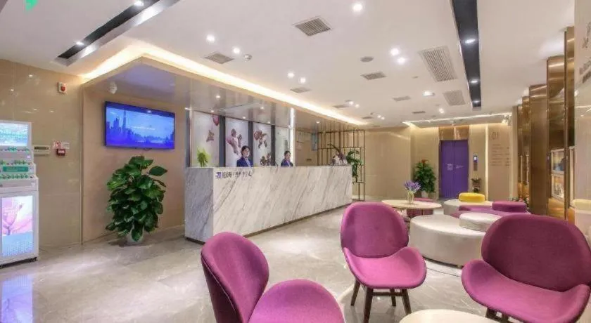 Lavande Hotels Wuhan Guanggu Yangjiawan Metro Station