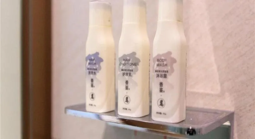 Lavande Hotels Wuhan Guanggu Yangjiawan Metro Station