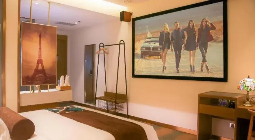 Bed in James Joyce Coffetel Shijiazhuang Wanda Plaza Tangu Metro Station Bed in James Joyce Coffetel Shijiazhuang Wanda Plaza Tangu Metro Station