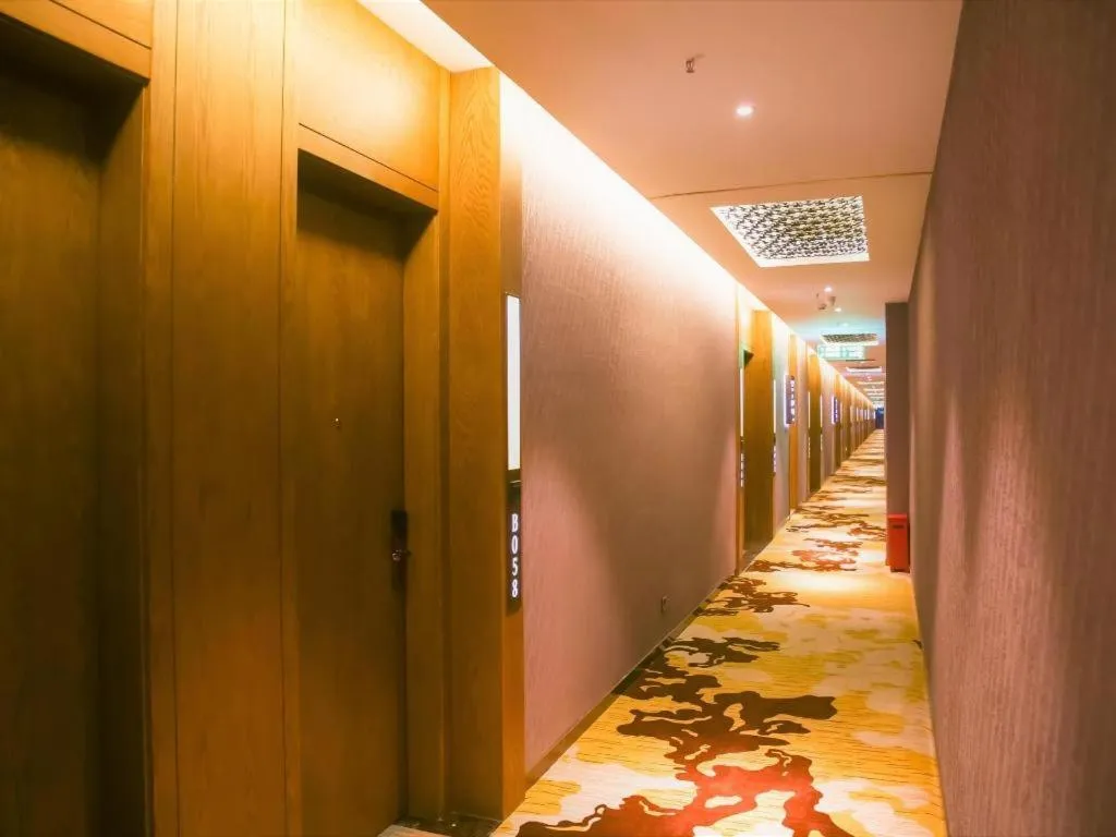 James Joyce Coffetel Shijiazhuang Wanda Plaza Tangu Metro Station