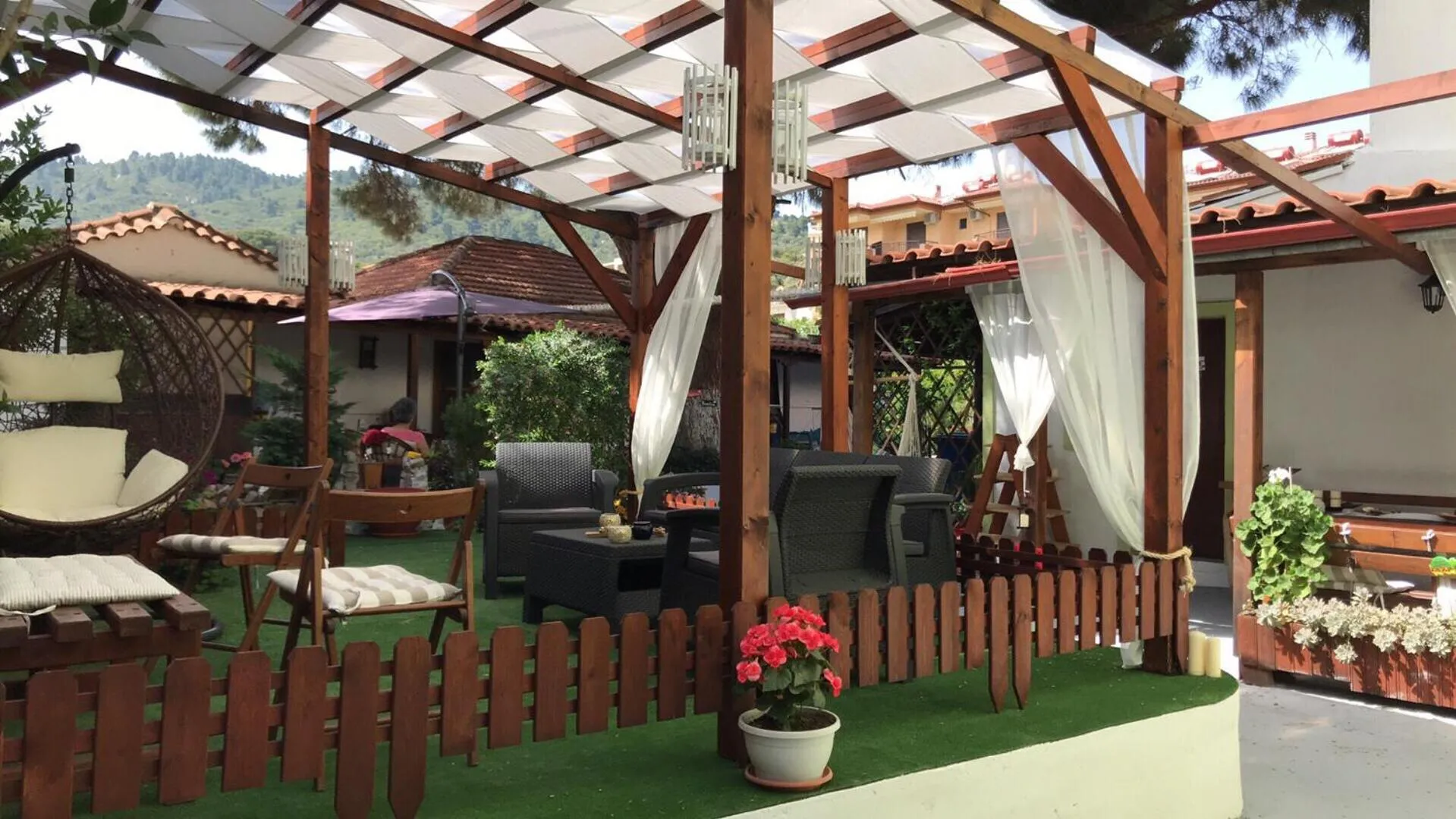 Property building in Epohikon Studios