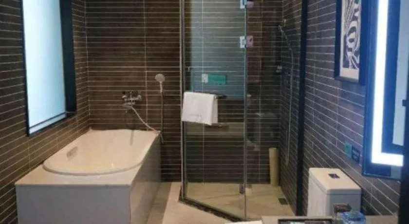 Xana Hotelle Yining Airport Road Jinwuyuan