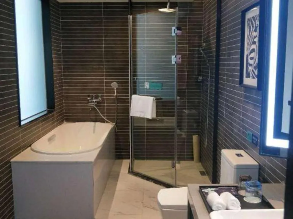 Xana Hotelle Yining Airport Road Jinwuyuan