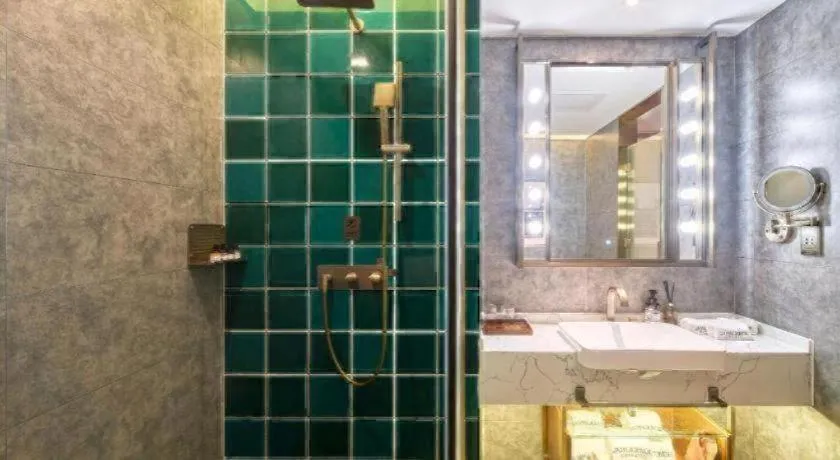 James Joyce Coffetel Tianjin Railway Station