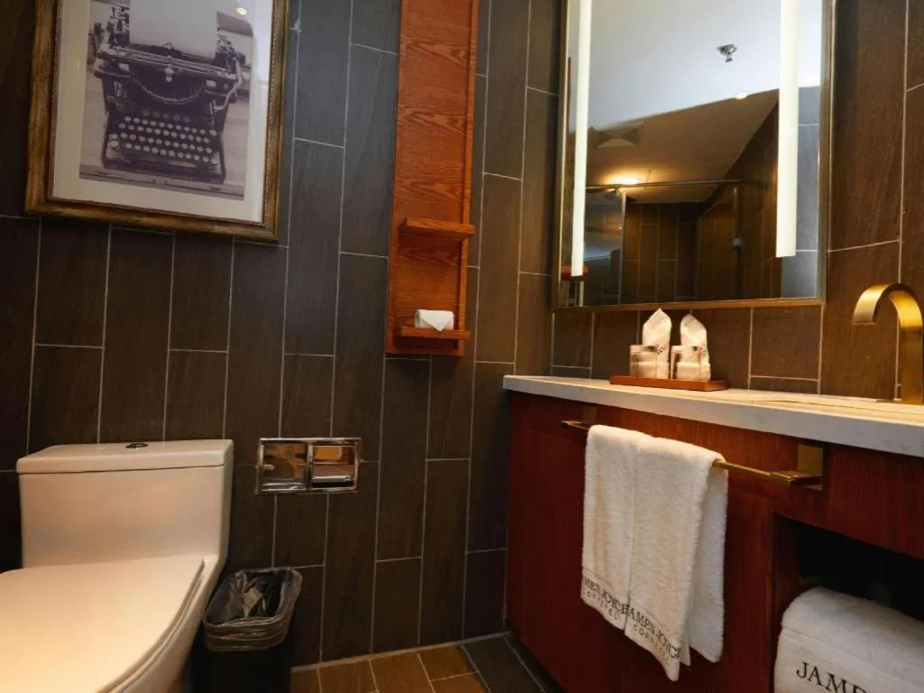 James Joyce Coffetel Tianjin Railway Station