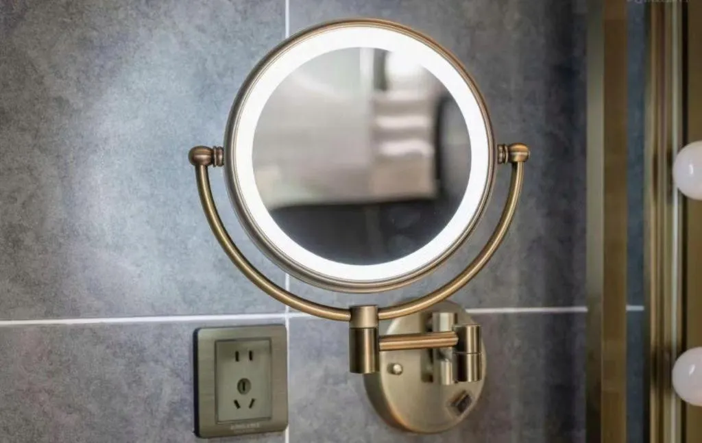 James Joyce Coffetel Tianjin Railway Station