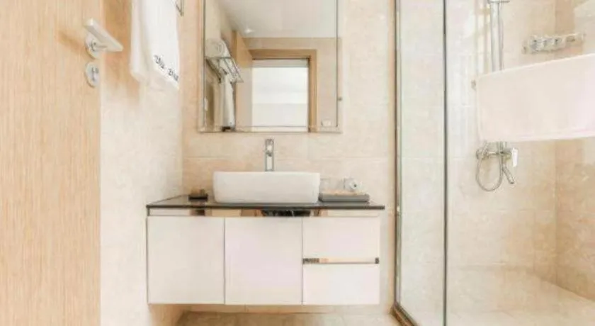 ZMAX Hotels Wuhan East Lake