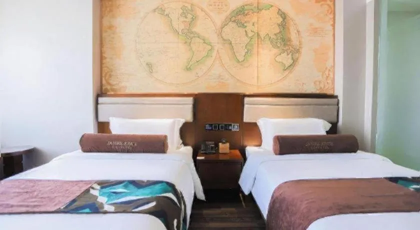 Bed in James Joyce Coffetel Jilin Railway Station Fortune Plaza