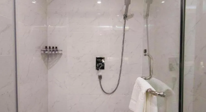 James Joyce Coffetel Jilin Railway Station Fortune Plaza