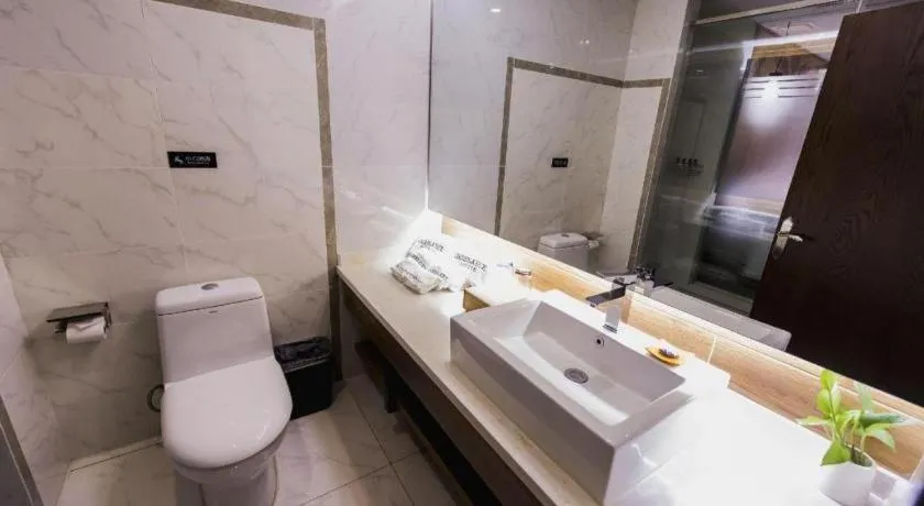 James Joyce Coffetel Jilin Railway Station Fortune Plaza