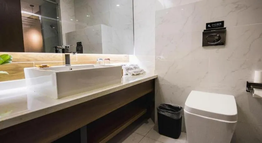 James Joyce Coffetel Jilin Railway Station Fortune Plaza