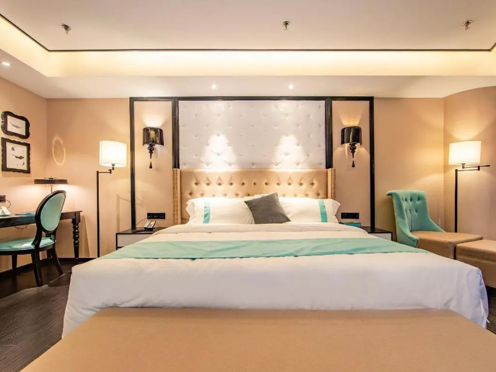 Bed in Xana Hotelle Tianjin Binjiang Road Heping Road Metro Station Quanyechang