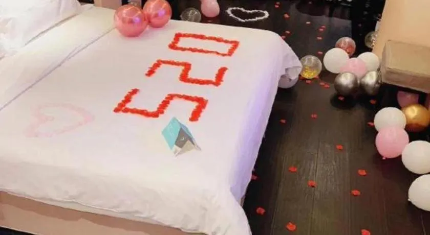 Bed in Xana Hotelle Tianjin Binjiang Road Heping Road Metro Station Quanyechang