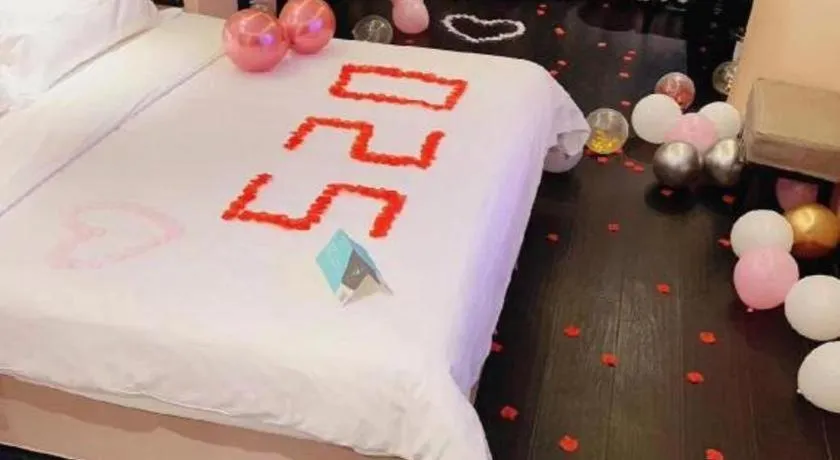 Bed in Xana Hotelle Tianjin Binjiang Road Heping Road Metro Station Quanyechang