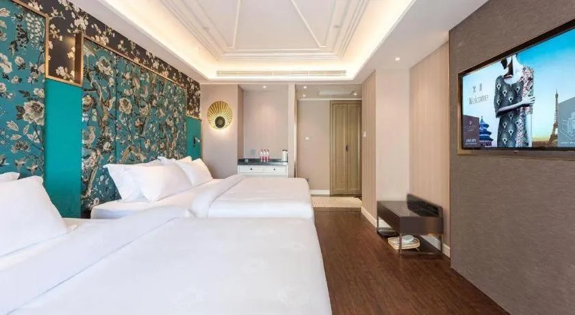 Bed in James Joyce Coffetel Harbin West High-speed Railway Station Wanda Plaza