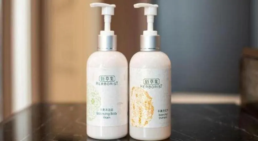 James Joyce Coffetel Harbin West High-speed Railway Station Wanda Plaza