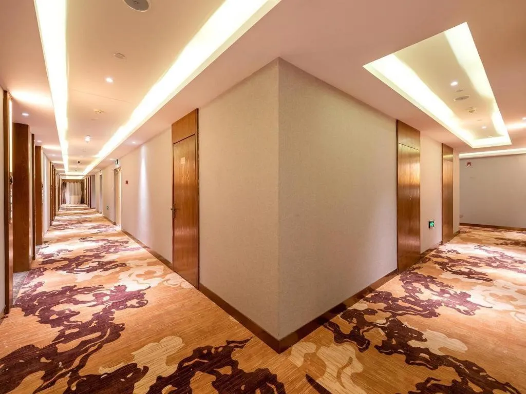 James Joyce Coffetel Harbin West High-speed Railway Station Wanda Plaza