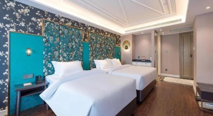 Bed in James Joyce Coffetel Harbin West High-speed Railway Station Wanda Plaza