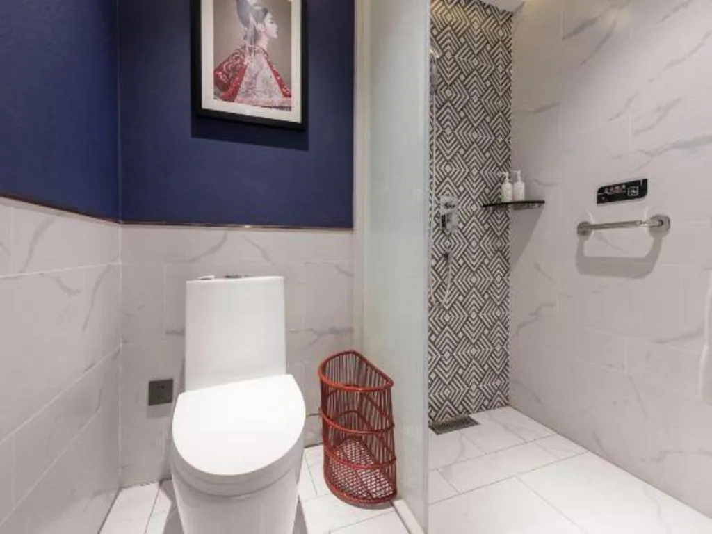 James Joyce Coffetel Harbin West High-speed Railway Station Wanda Plaza