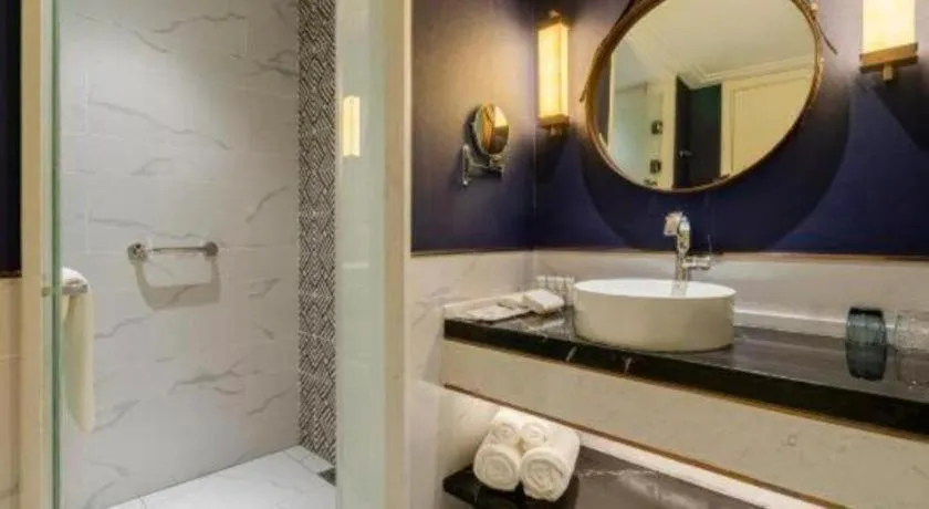 James Joyce Coffetel Harbin West High-speed Railway Station Wanda Plaza