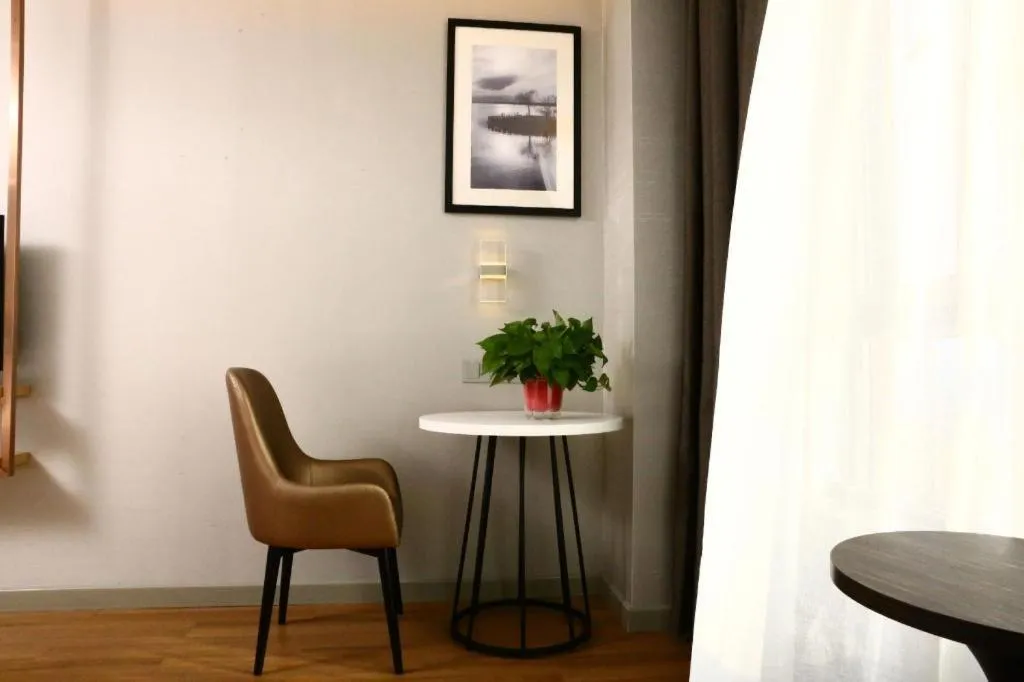 Magnotel Hengshui Lake Jizhou Middle School