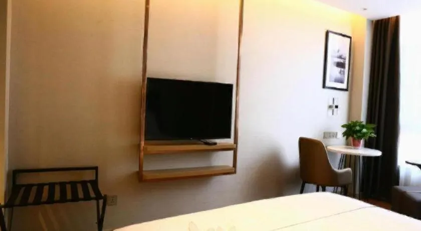 Bed in Magnotel Hengshui Lake Jizhou Middle School