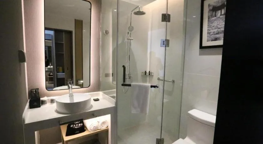 Magnotel Hengshui Lake Jizhou Middle School